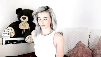 Alyblonde bigtits 23 April 2026