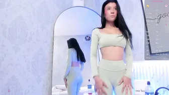 isa_little4u hot amateur video live webcam show