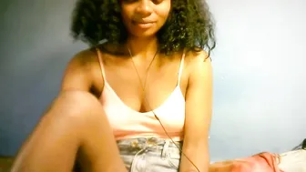 sourayaa on live cam 04/23/2026