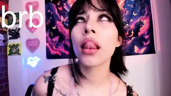 Bad_cherry porn cam chat (04/24/2026)