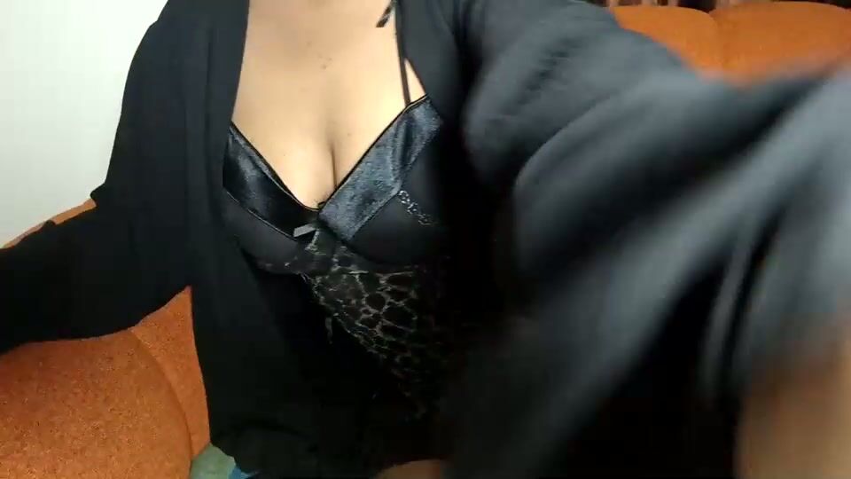 naugtlycamillah free cam show (04/24/2026)