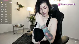 Laurasophya 24-Apr-2026 bigboobs