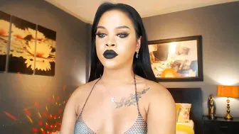 urmajestytyra recorded nude video 927196