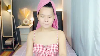 Sweetnwildts asian naked