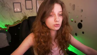 cuteefoxy 24-Apr-26
