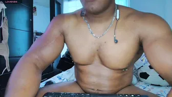 nenu8 lovense (04-24-2026)