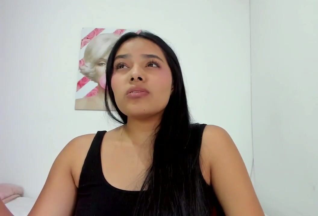 valeria_miller69 cam girl chat 24 April 2026