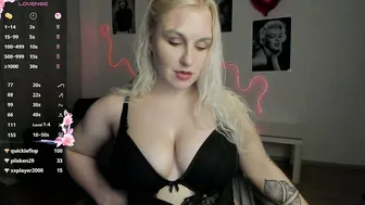 elly_blondy recorded nude video 928502