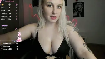 elly_blondy feet chat sex