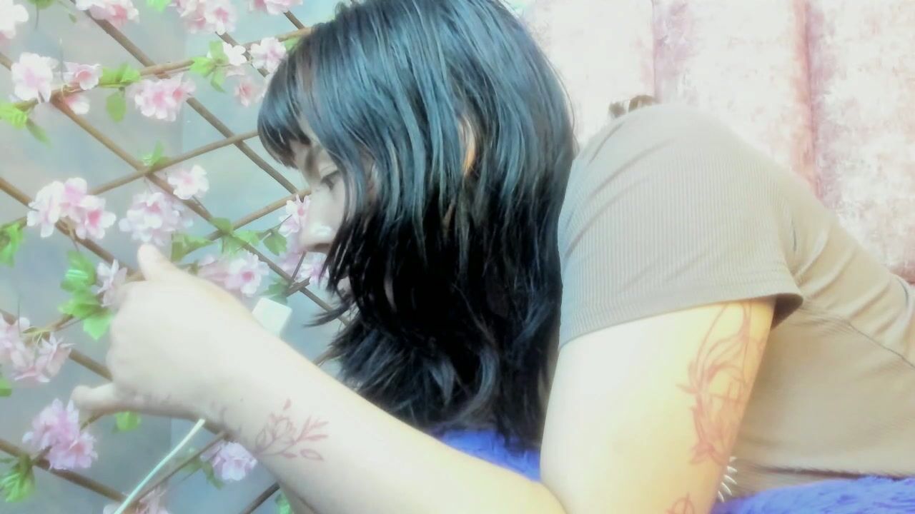 Ameliieeks 25-Apr-26 chat cam sex