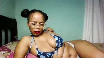 pretty_zara 04-25-2026 curvy