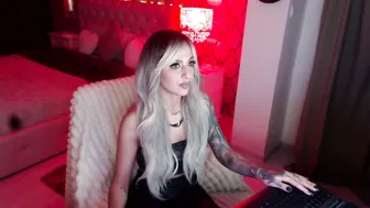 Missjenny7 (04-25-2026)