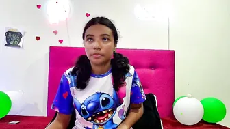 Ellie_cute7 teen webcam show