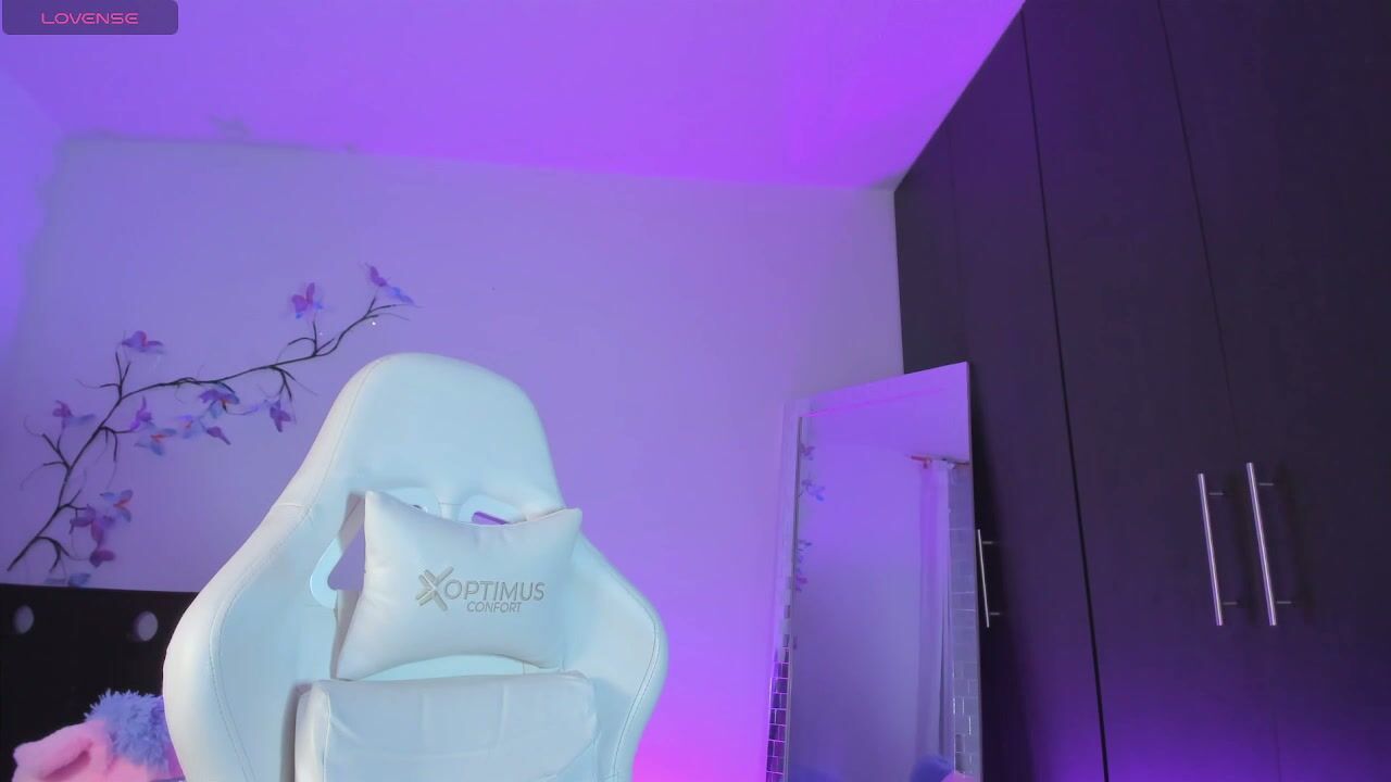Kittyrush_ porn cam 04-25-2026