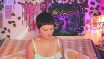 alexiafisher_ 25-Apr-2026