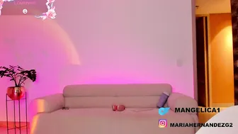 Cute_molly18 lovense chat sex