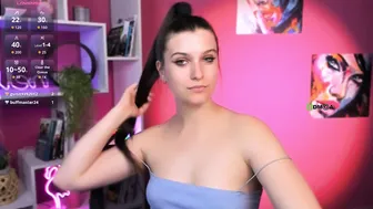 vaiolet_lovely 25-Apr-26 feet