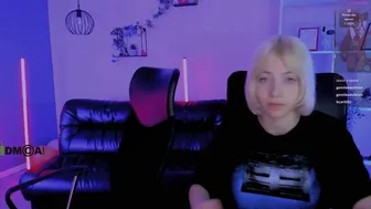 _sabrina_moore blonde - (04/25/2026)