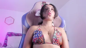 Emily_jonexs_ cam xxx 25-Apr-26