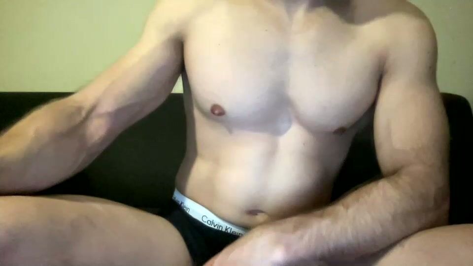 Sissymuscle porn video (04/26/2026)