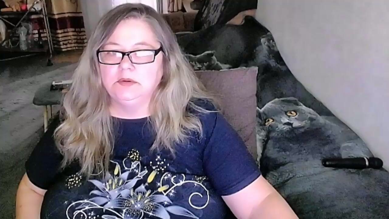 tviks porn cam 04-26-2026
