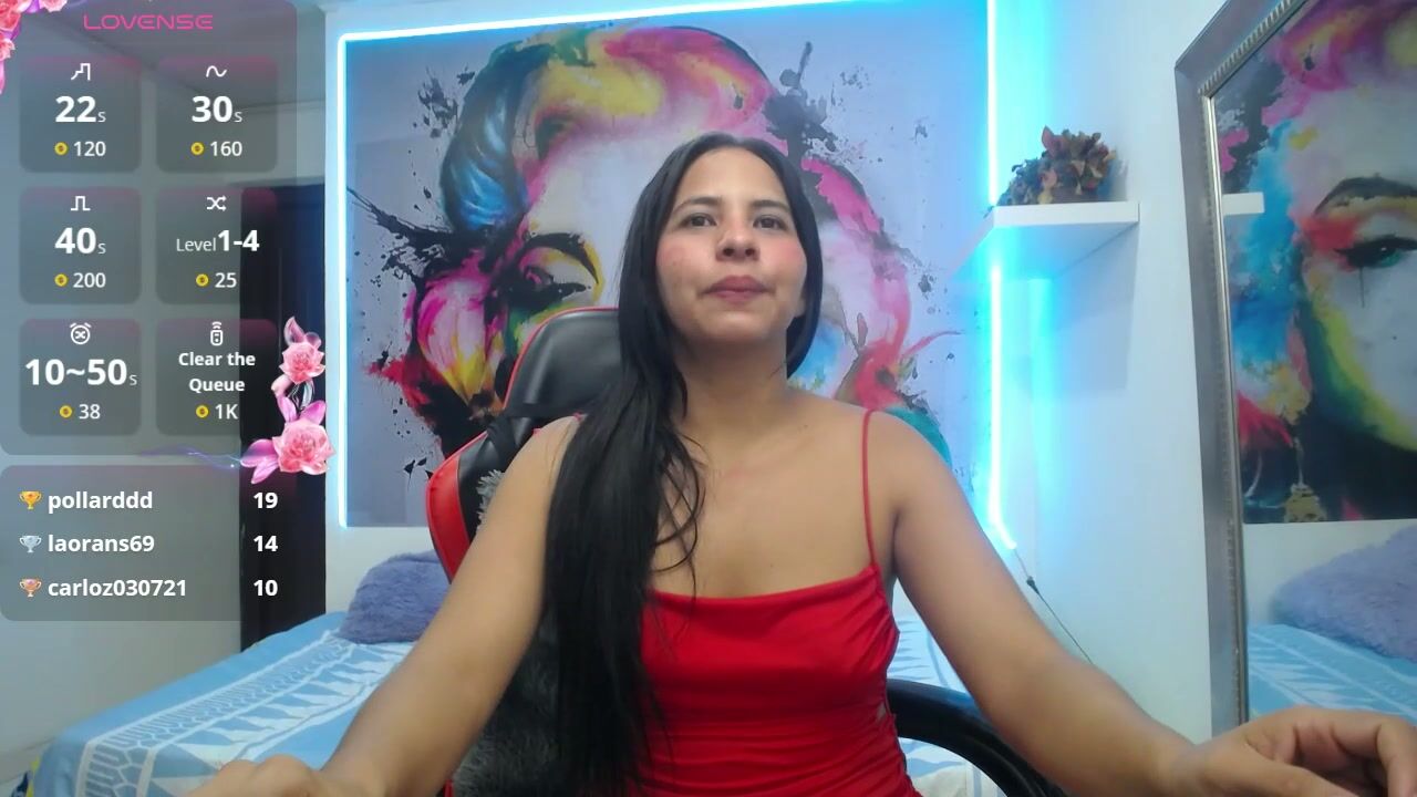 nicol_ross19 webcam show 04-26-2026