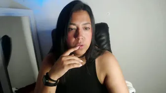 Nataliabeaumontt bigboobs 04-26-2026