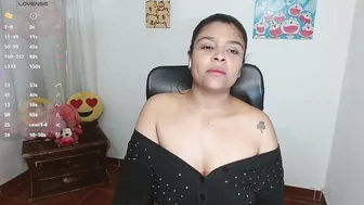 ninabusty_ latina 26 April 2026