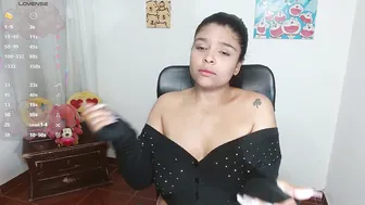ninabusty_ latina 26 April 2026
