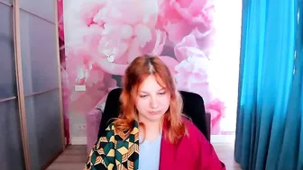 angelinalow recorded nude video 932688