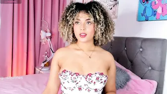 ebony_curly2 (04/26/2026)
