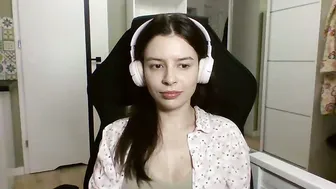 laricenature recorded nude video 933857