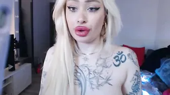 deewhitee recorded nude video 934653