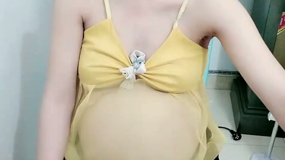 sexy8685 (04/27/2026)