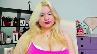 Samanthax_pink cam girl 27 April 2026