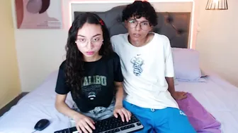 Lubli_thodez chat cam porn posing on webcam
