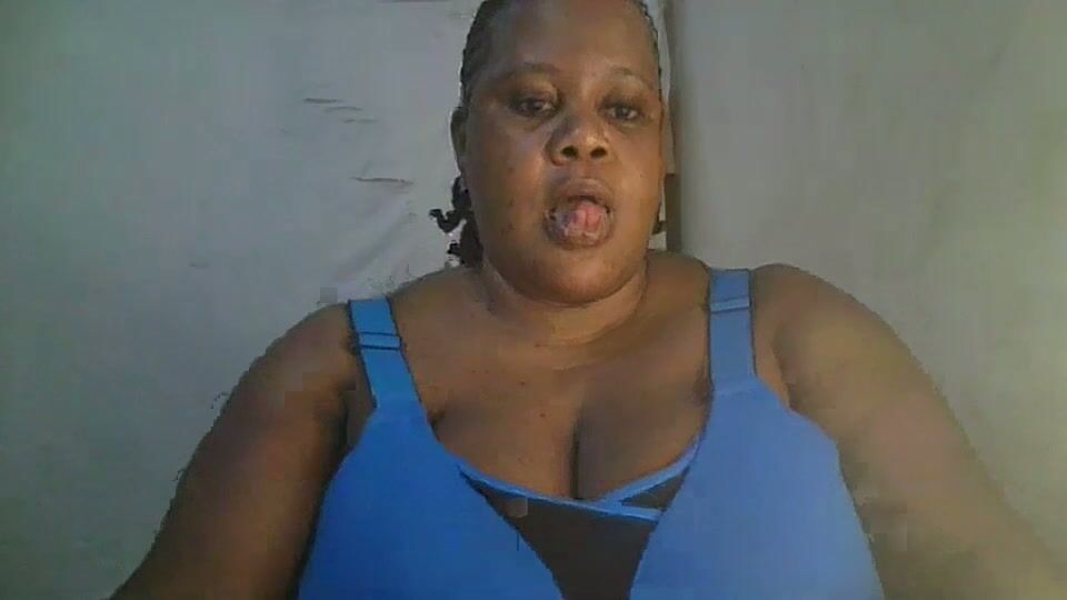 Ebony_magixs bigboobs webcam chat