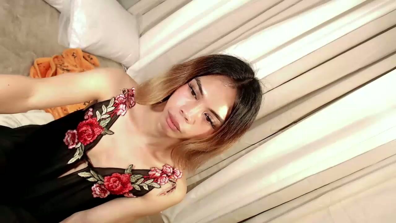 Skinnytrans69 sex chat 27-Apr-2026