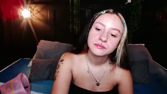melodygirl2__ (04-27-2026) chat cam sex
