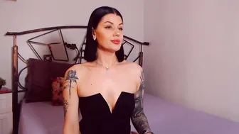 yvonneeverlee recorded nude video 936011