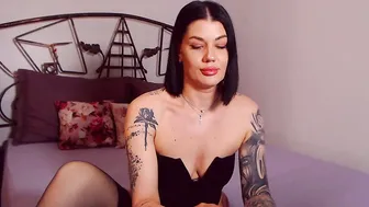 yvonneeverlee recorded nude video 936126