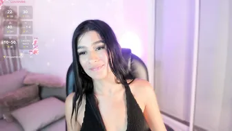 Charlotte_marcela cute naked on cam