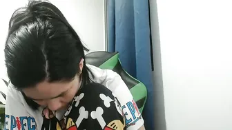 Nezuko_sweet posing on webcam 04/28/2026