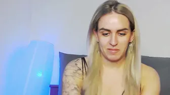foxy_kimmi 04-28-2026 blonde