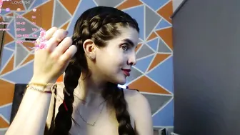 alahia_sky live cam video 04-28-2026