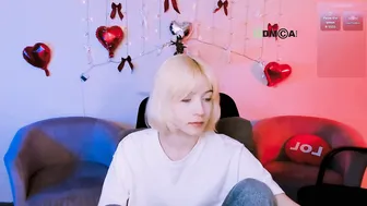 mia_mooon_ chat porn 28-Apr-2026