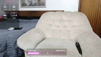 sexxxycrystali posing on webcam (04/30/2026)