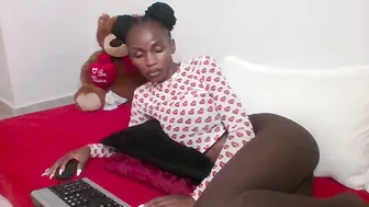 juicy_lil_cutie porn horny amateur