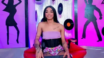 _nickyminach cam nude - 05-01-2026