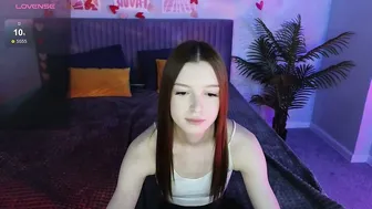 Eva__thompson shy 01-May-26